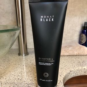Monat black shampoo